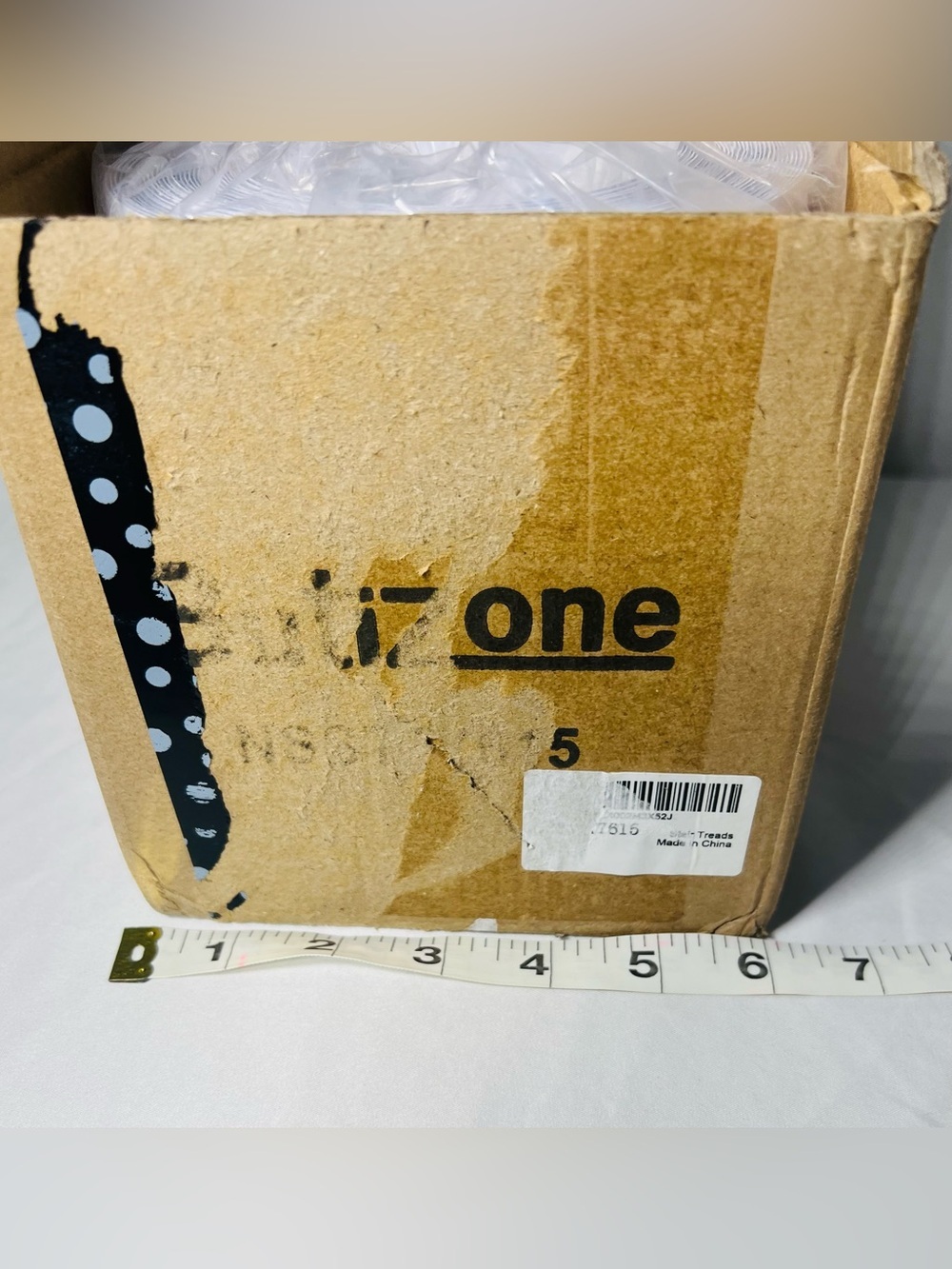 ButiZone Clear Non-Slip Stair Tread Tape Kit w/ Roller & Scraper | New Open Box - Picture 2 of 7
